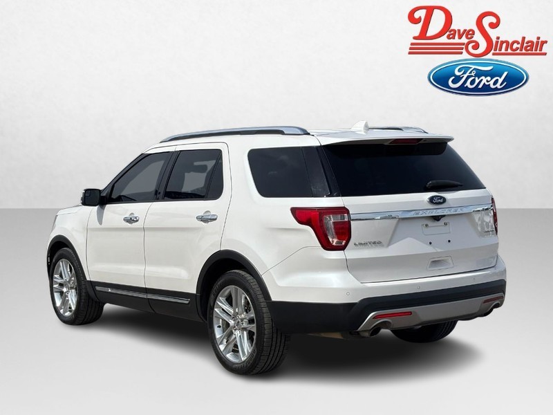 Ford Explorer Vehicle Image 09