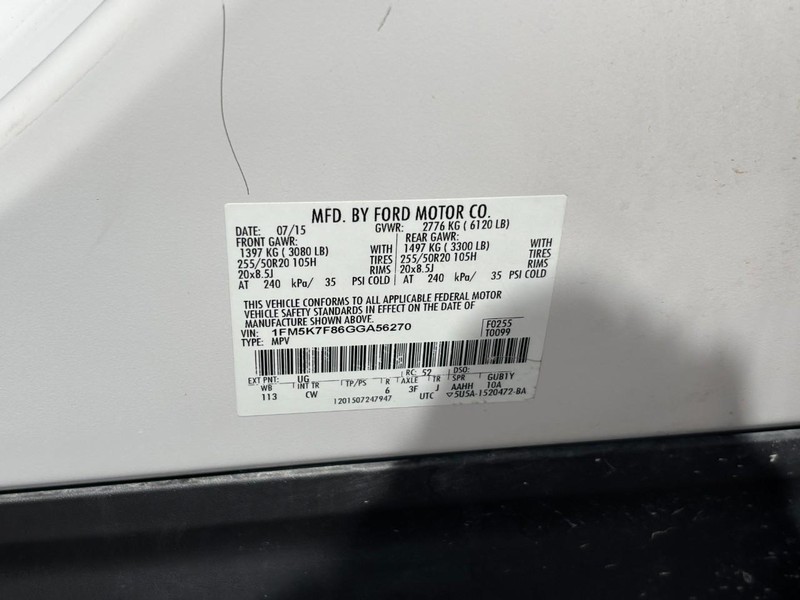 Ford Explorer Vehicle Image 25