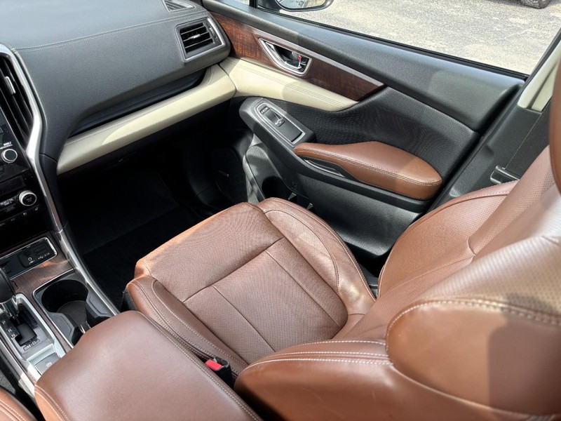 Subaru Ascent Vehicle Image 16