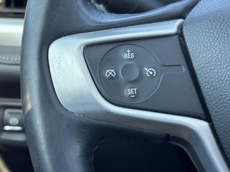 GMC Acadia Vehicle Image 19