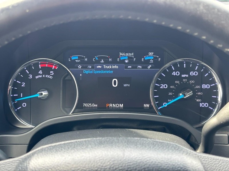 Ford Super Duty F-250 SRW Vehicle Image 20