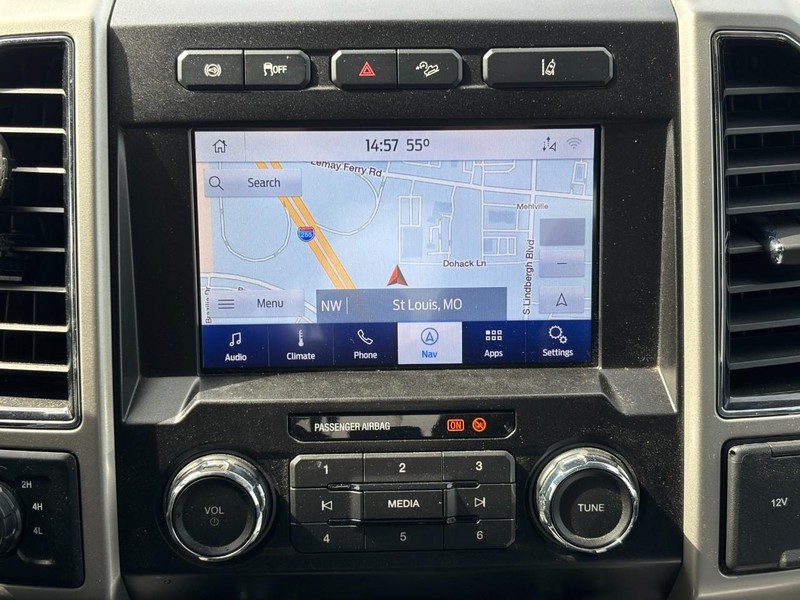 Ford Super Duty F-250 SRW Vehicle Image 22