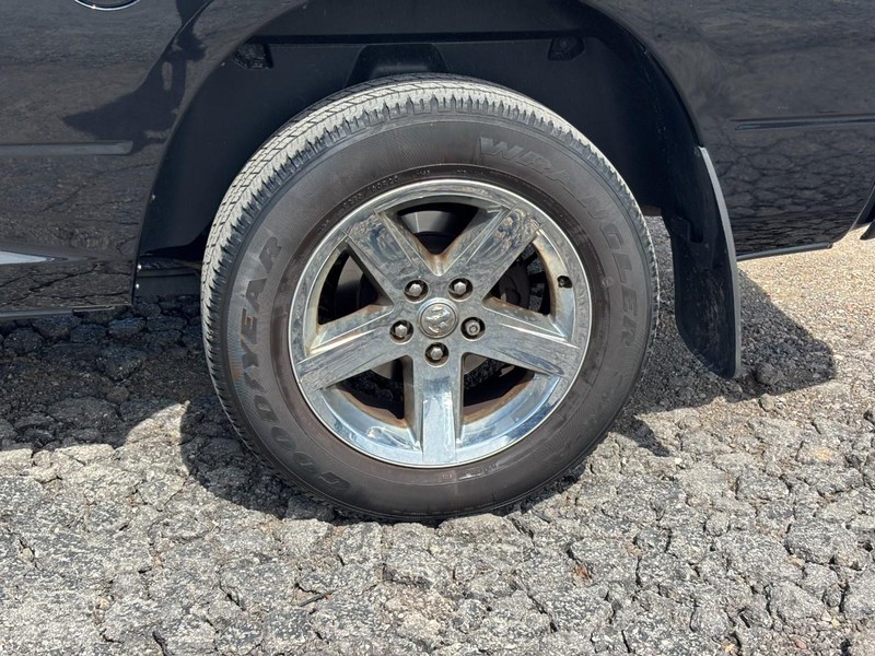 Ram 1500 Vehicle Image 11