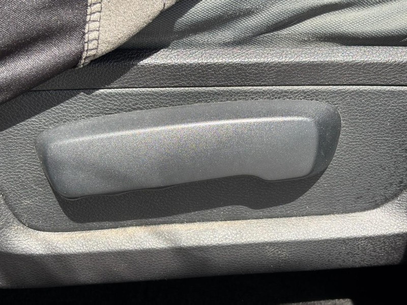 Ram 1500 Vehicle Image 16