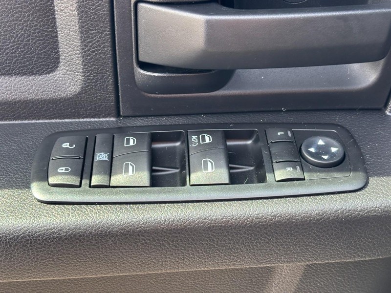 Ram 1500 Vehicle Image 17