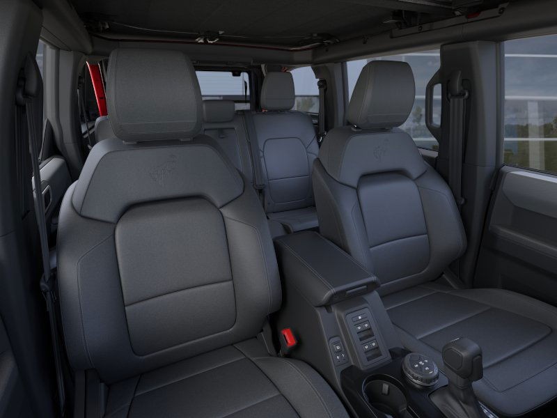 Ford Bronco Vehicle Image 12