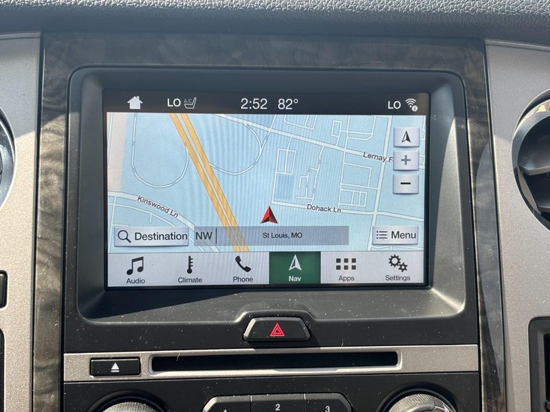 Ford Expedition Vehicle Full-screen Gallery Image 23