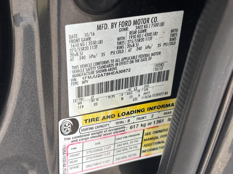 Ford Expedition Vehicle Full-screen Gallery Image 26