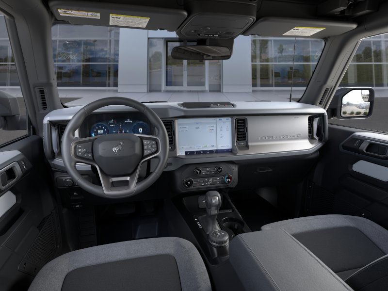 Ford Bronco Vehicle Image 11