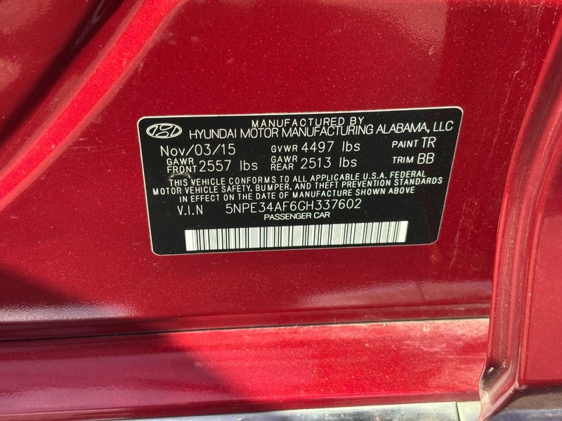 Hyundai Sonata Vehicle Image 25