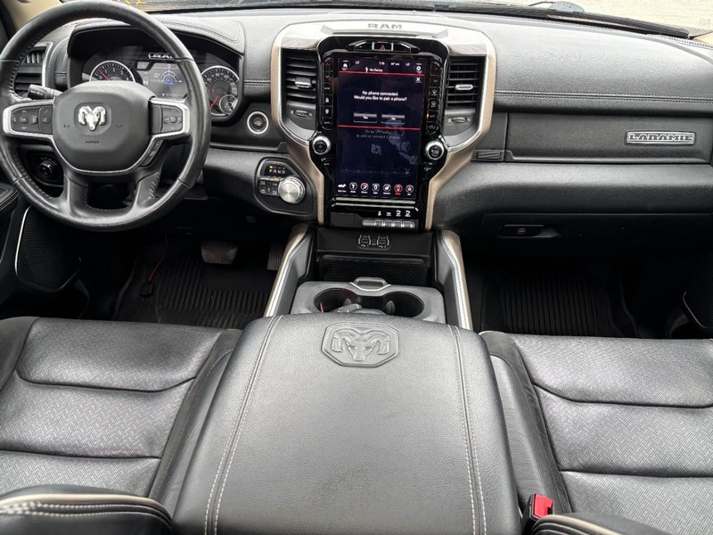 Ram 1500 Vehicle Full-screen Gallery Image 14