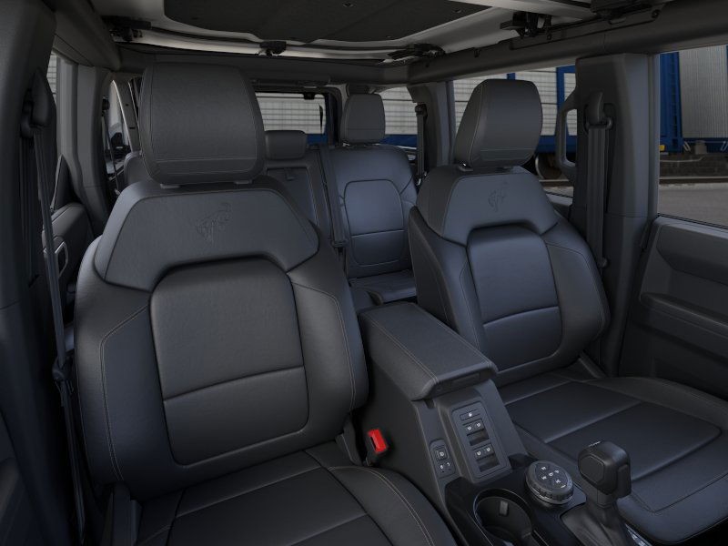 Ford Bronco Vehicle Image 12
