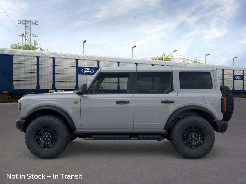 Ford Bronco Vehicle Image 04