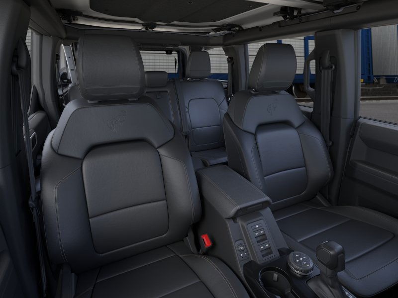 Ford Bronco Vehicle Image 12