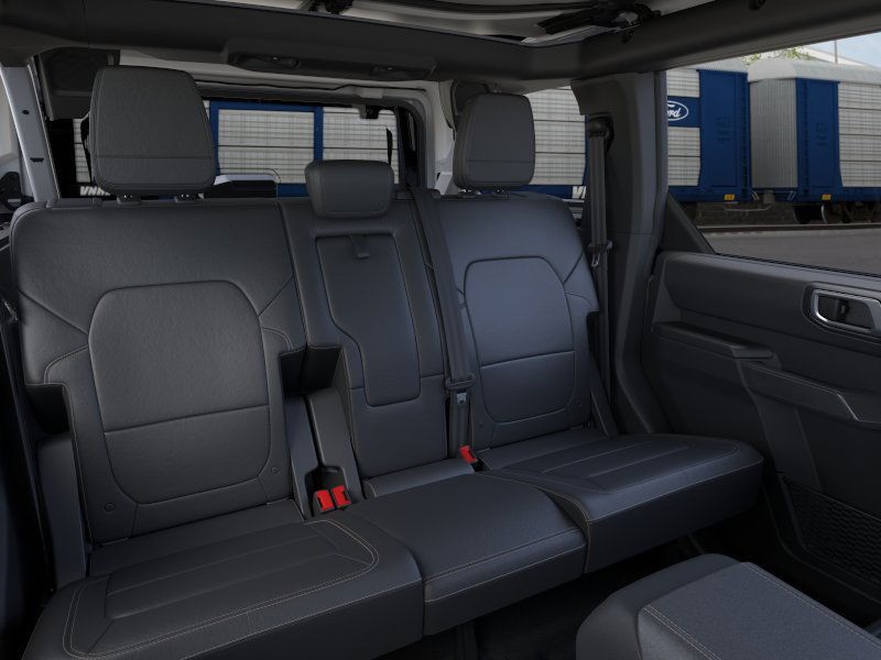 Ford Bronco Vehicle Image 13