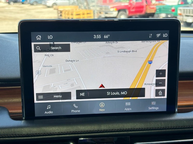 Lincoln Aviator Vehicle Image 23