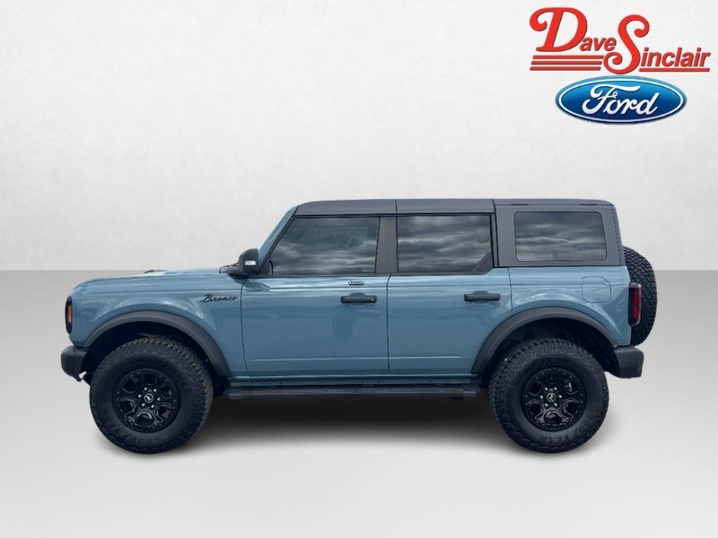 Ford Bronco Vehicle Full-screen Gallery Image 10