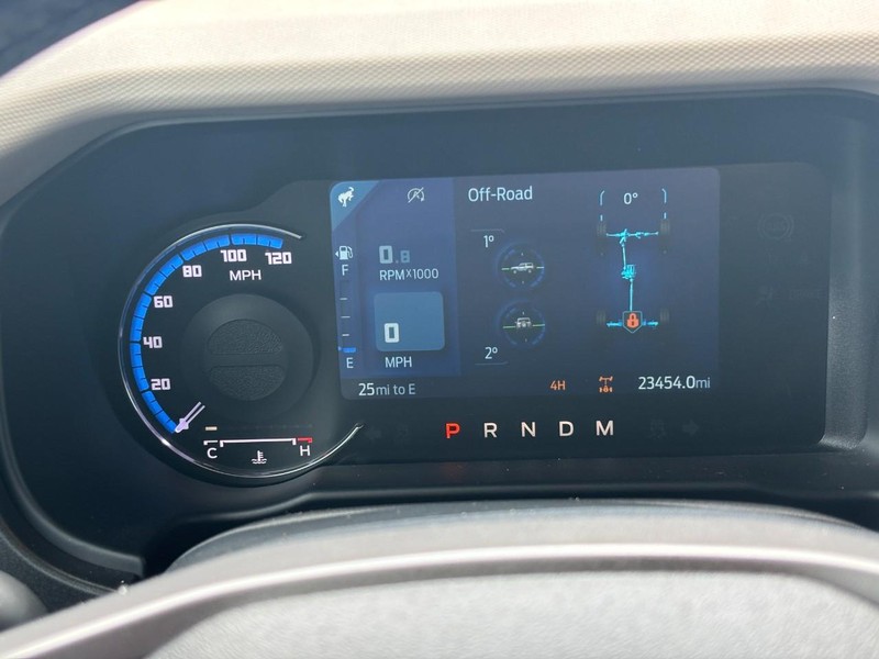 Ford Bronco Vehicle Full-screen Gallery Image 20