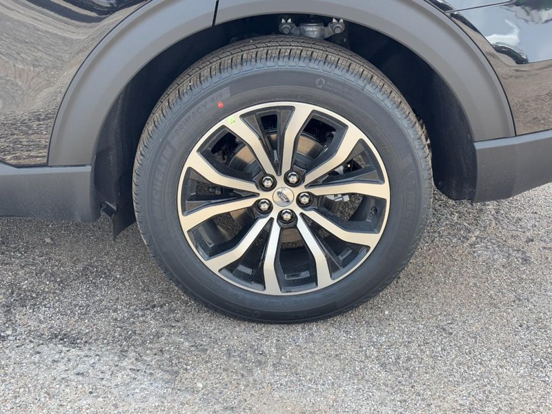 Ford Explorer Vehicle Full-screen Gallery Image 11
