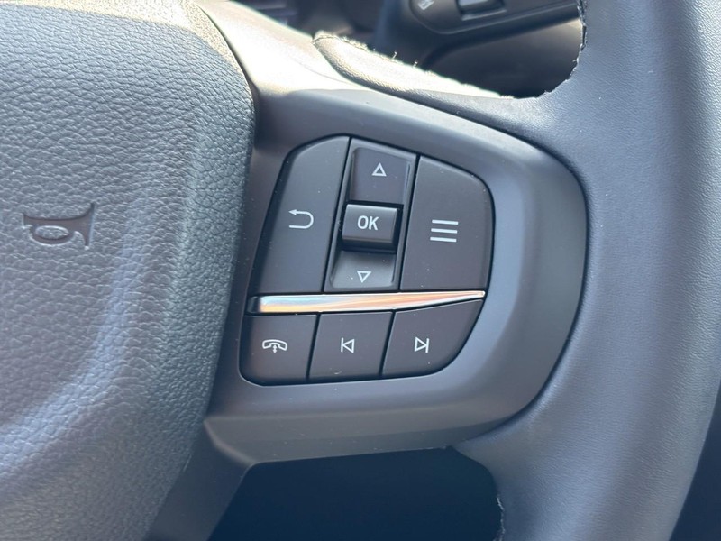 Ford Ranger Vehicle Full-screen Gallery Image 21