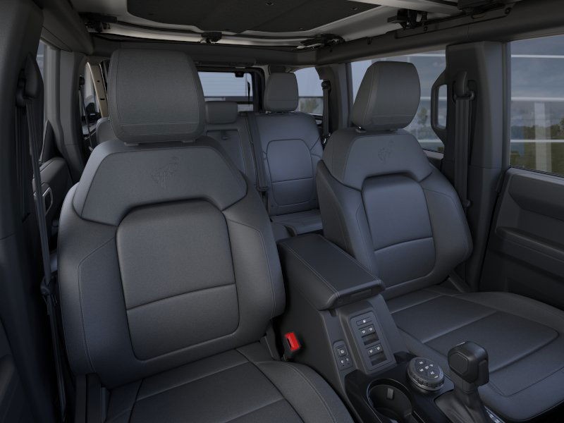 Ford Bronco Vehicle Image 12