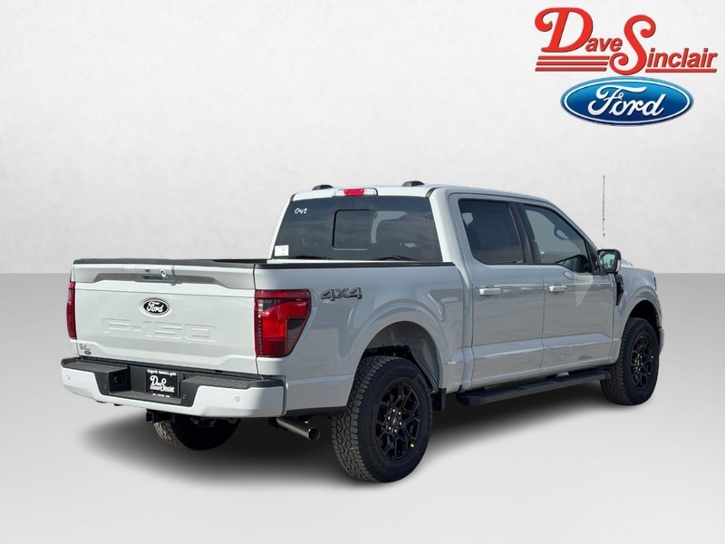 Ford F-150 Vehicle Full-screen Gallery Image 07