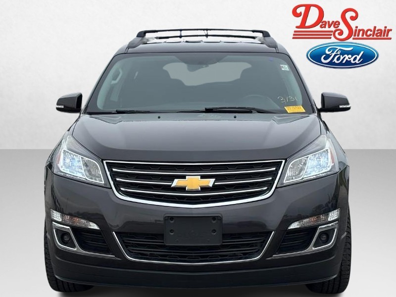 Chevrolet Traverse Vehicle Image 02