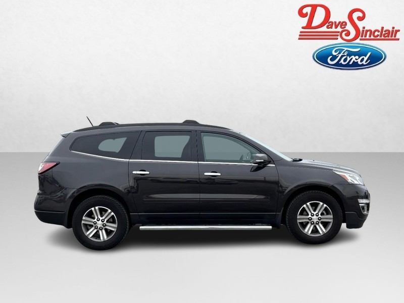 Chevrolet Traverse Vehicle Image 05
