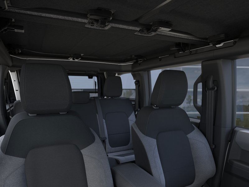 Ford Bronco Vehicle Image 14