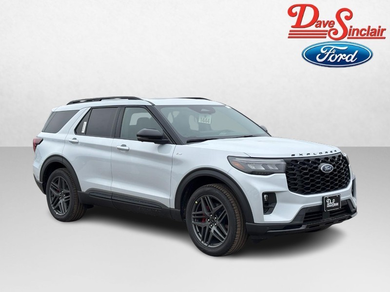 Ford Explorer Vehicle Image 04