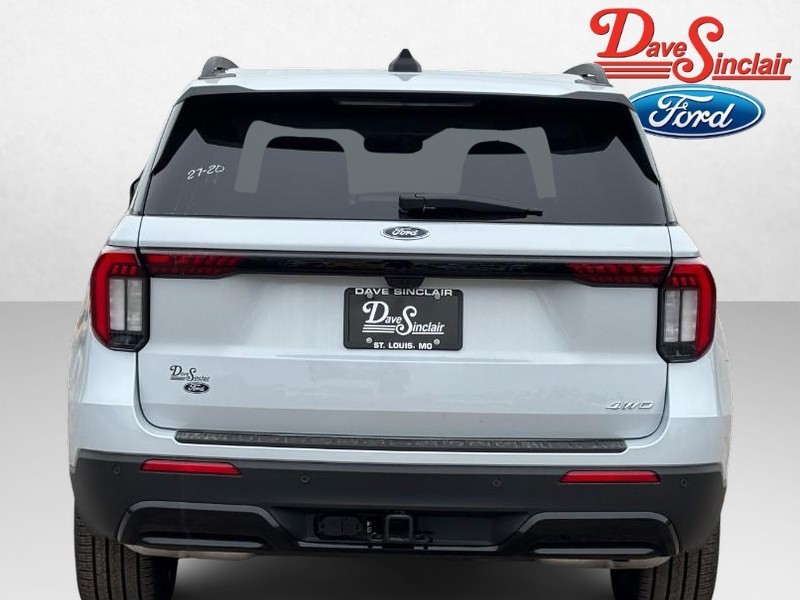 Ford Explorer Vehicle Image 08