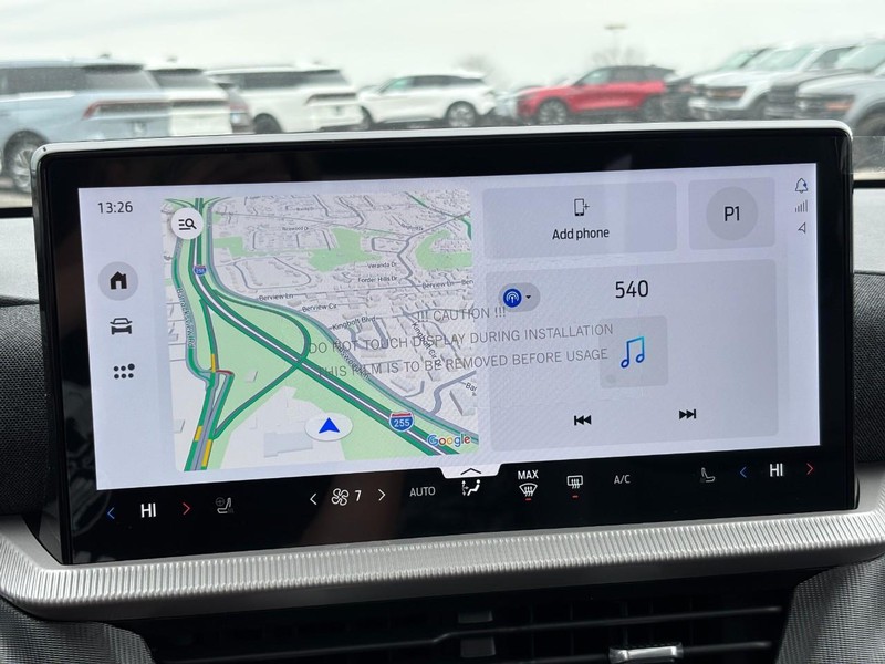 Ford Explorer Vehicle Image 22