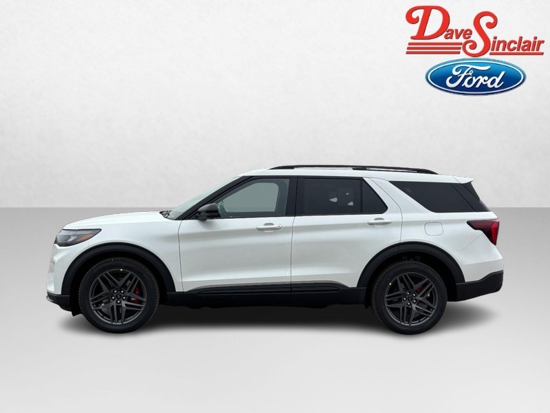 Ford Explorer Vehicle Image 10