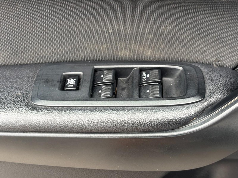 Ford Ranger Vehicle Full-screen Gallery Image 17