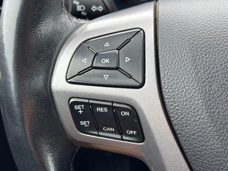 Ford Ranger Vehicle Full-screen Gallery Image 18