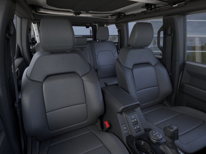 Ford Bronco Vehicle Image 12