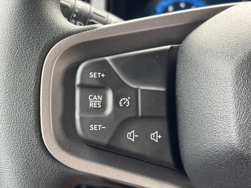 Ford Bronco Vehicle Image 15