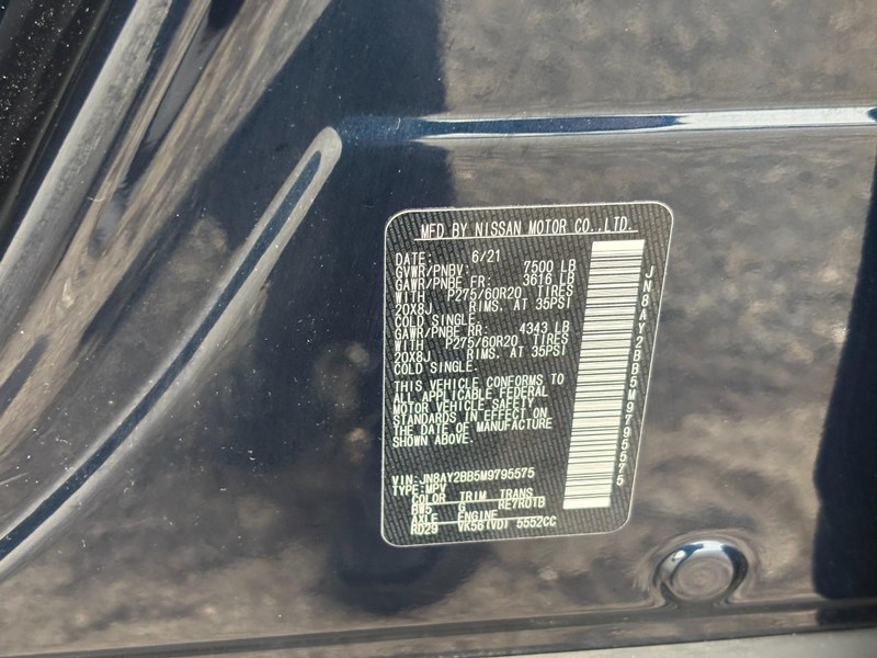 Nissan Armada Vehicle Full-screen Gallery Image 27