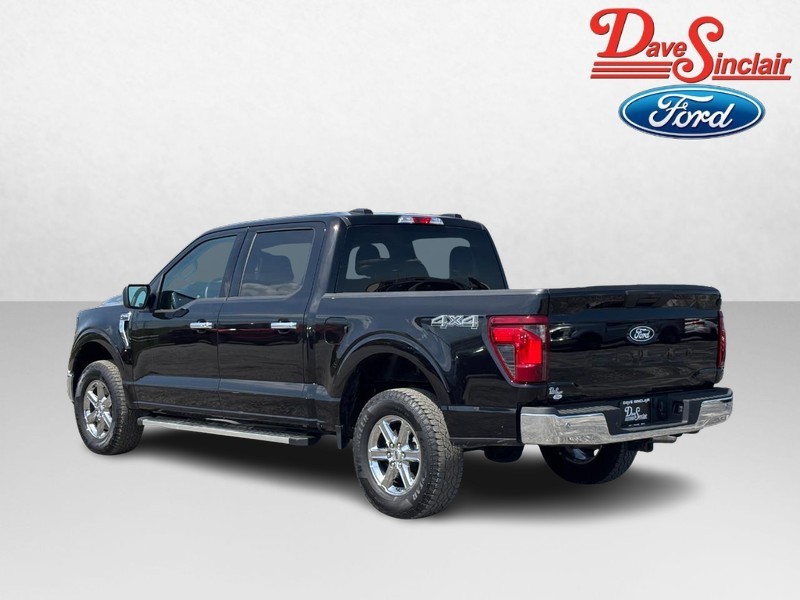 Ford F-150 Vehicle Full-screen Gallery Image 09