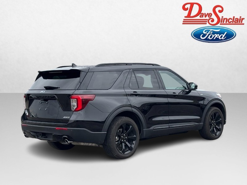 Ford Explorer Vehicle Image 07