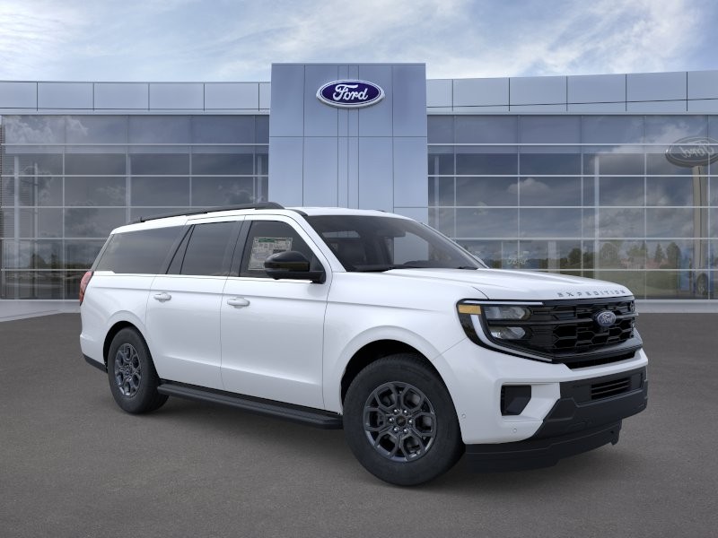 Ford Expedition Max Vehicle Full-screen Gallery Image 09