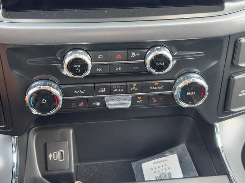 Ford F-150 Vehicle Image 25