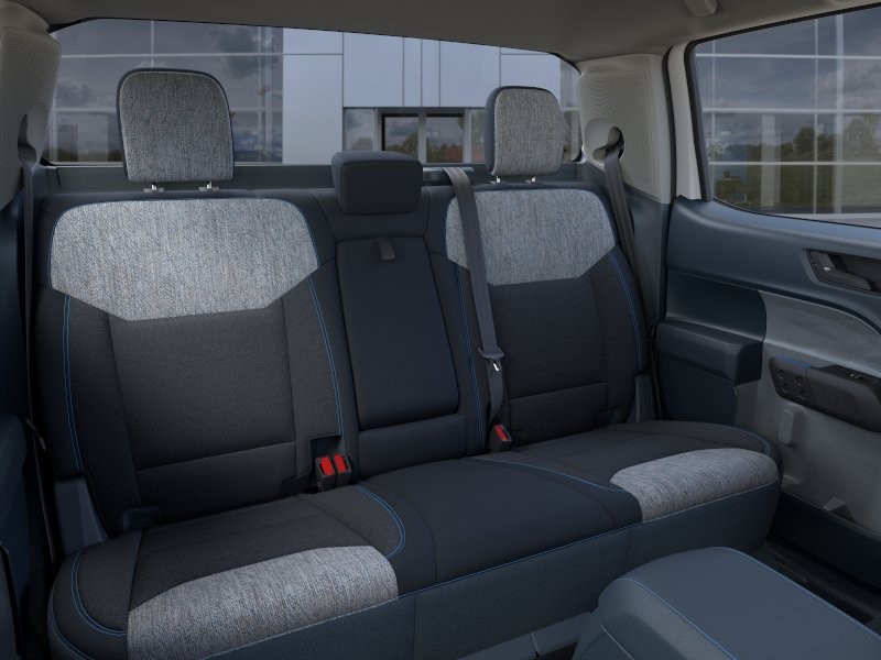 Ford Maverick Vehicle Image 13