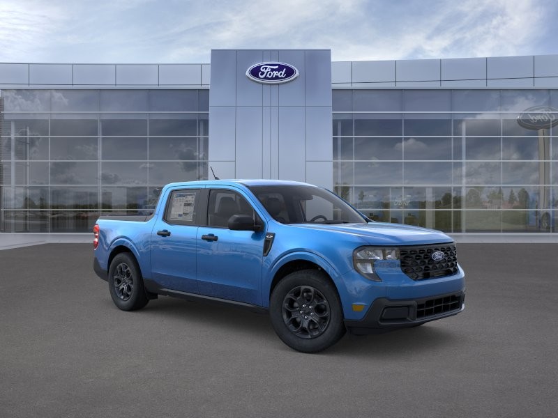 Ford Maverick Vehicle Image 09