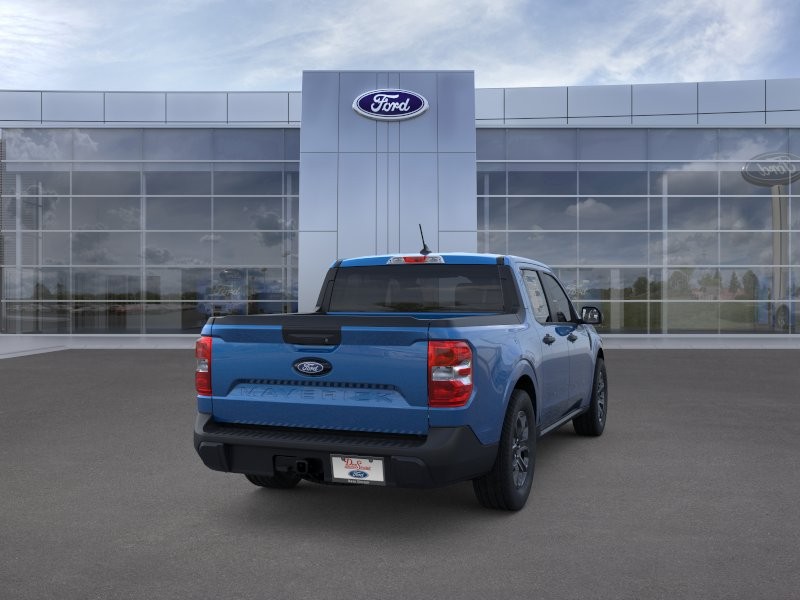 Ford Maverick Vehicle Image 10