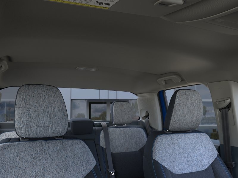 Ford Maverick Vehicle Image 14