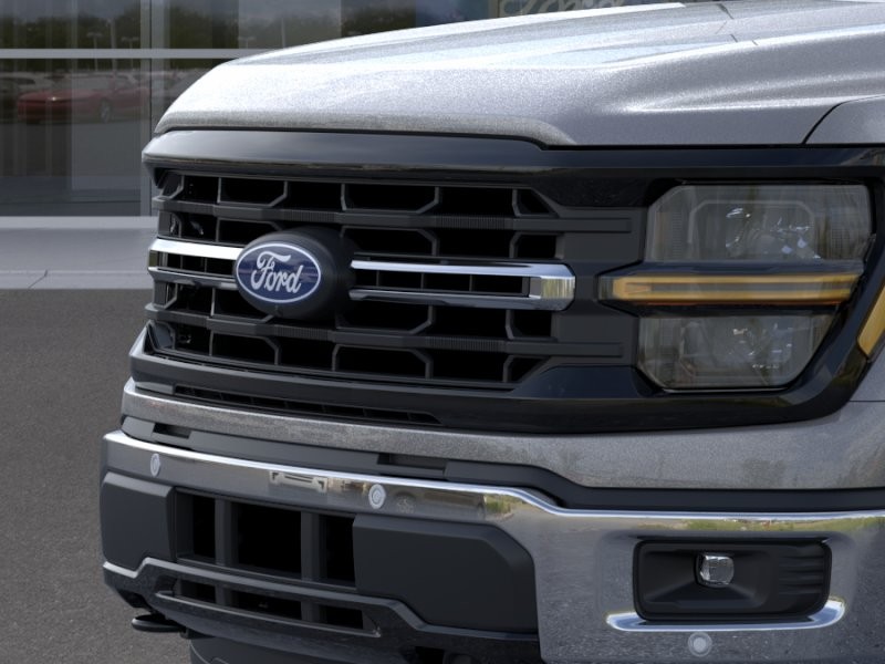 Ford F-150 Vehicle Full-screen Gallery Image 19