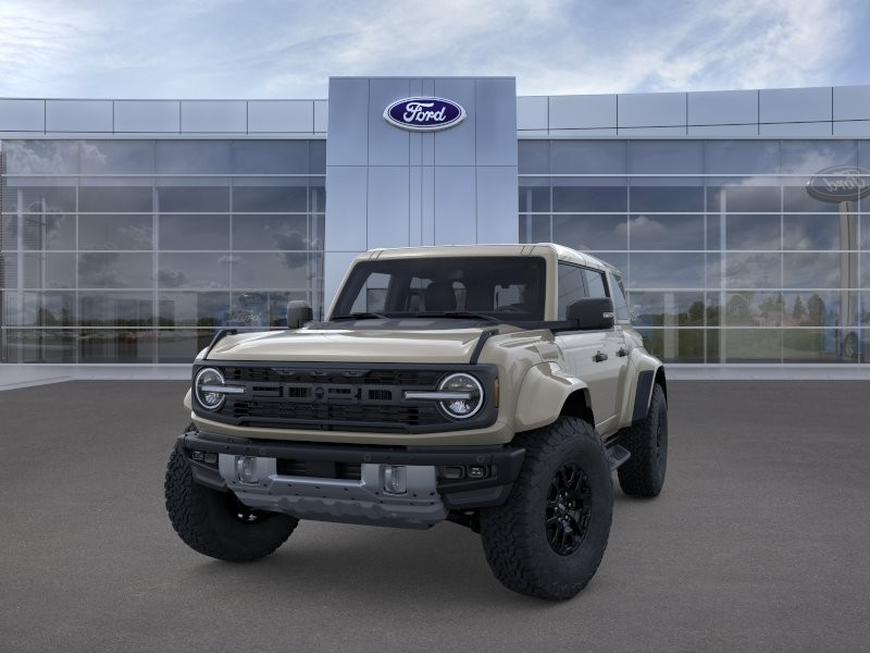 Ford Bronco Vehicle Full-screen Gallery Image 02