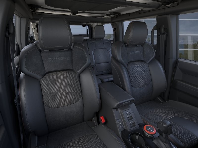 Ford Bronco Vehicle Full-screen Gallery Image 12