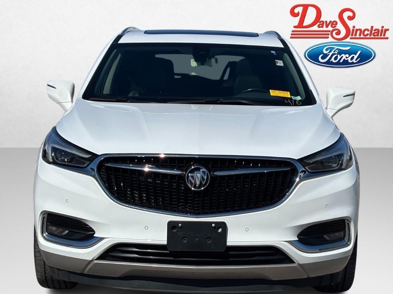 Buick Enclave Vehicle Image 02